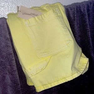 Universal Thread Shorts